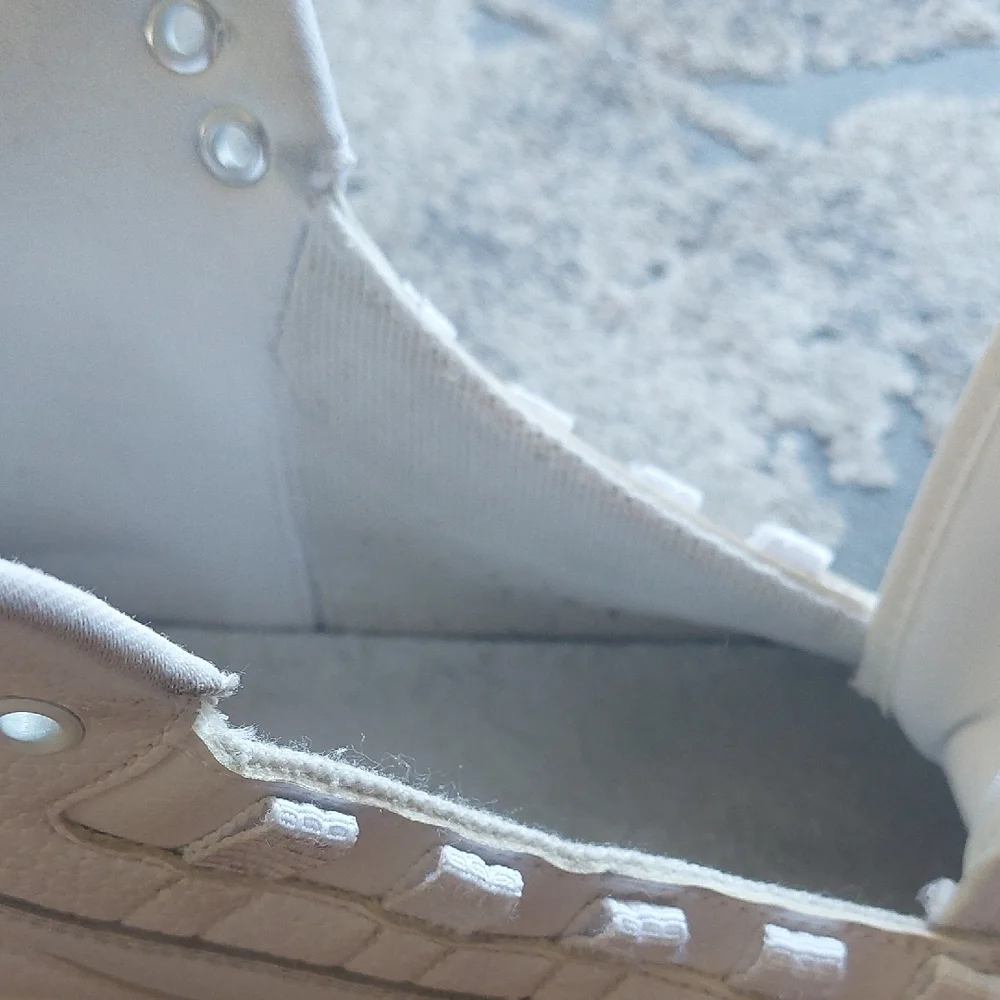Jordan White Athletic High-Top SneakersSize  10.5